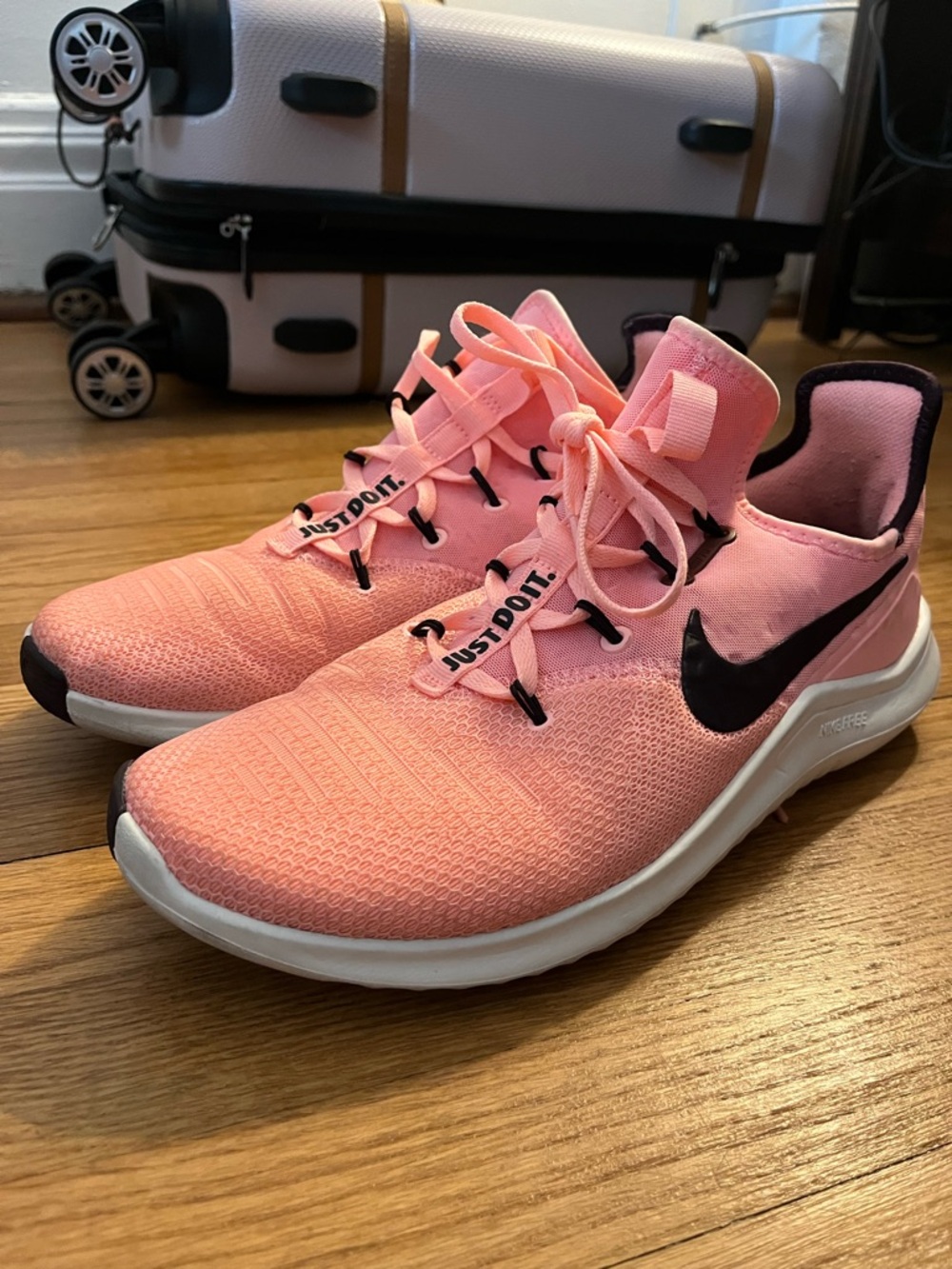 Nike Women's Pink Athletic Running Shoes